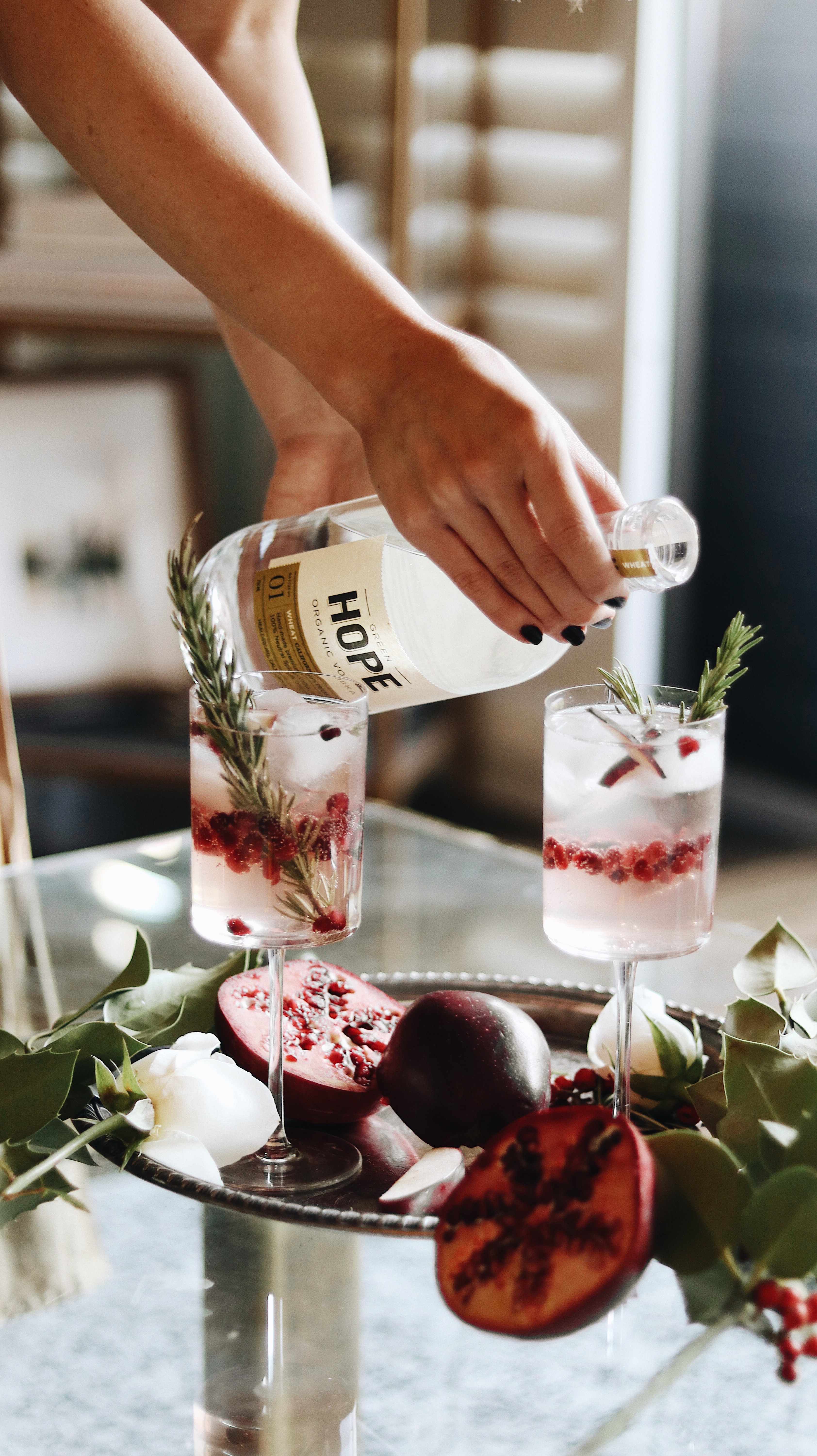 Pomegranate champagne Holiday Cocktail recipe